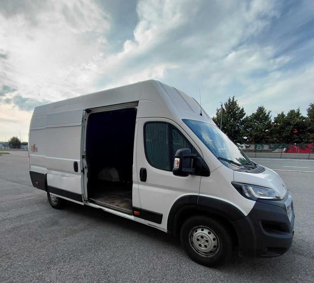 Peugeot Boxer L4H3 Rampa