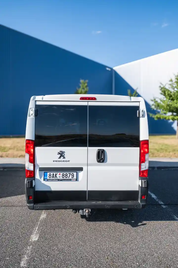 Peugeot Boxer Mikrobus