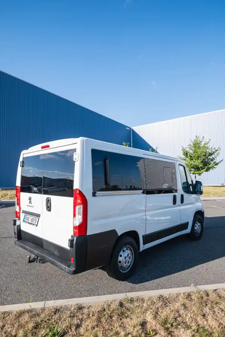 Peugeot Boxer Mikrobus