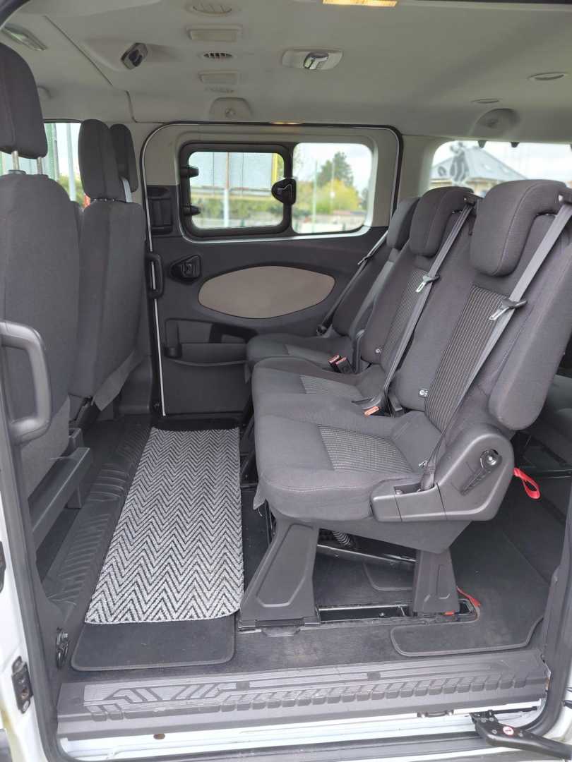 Ford Custom Tourneo