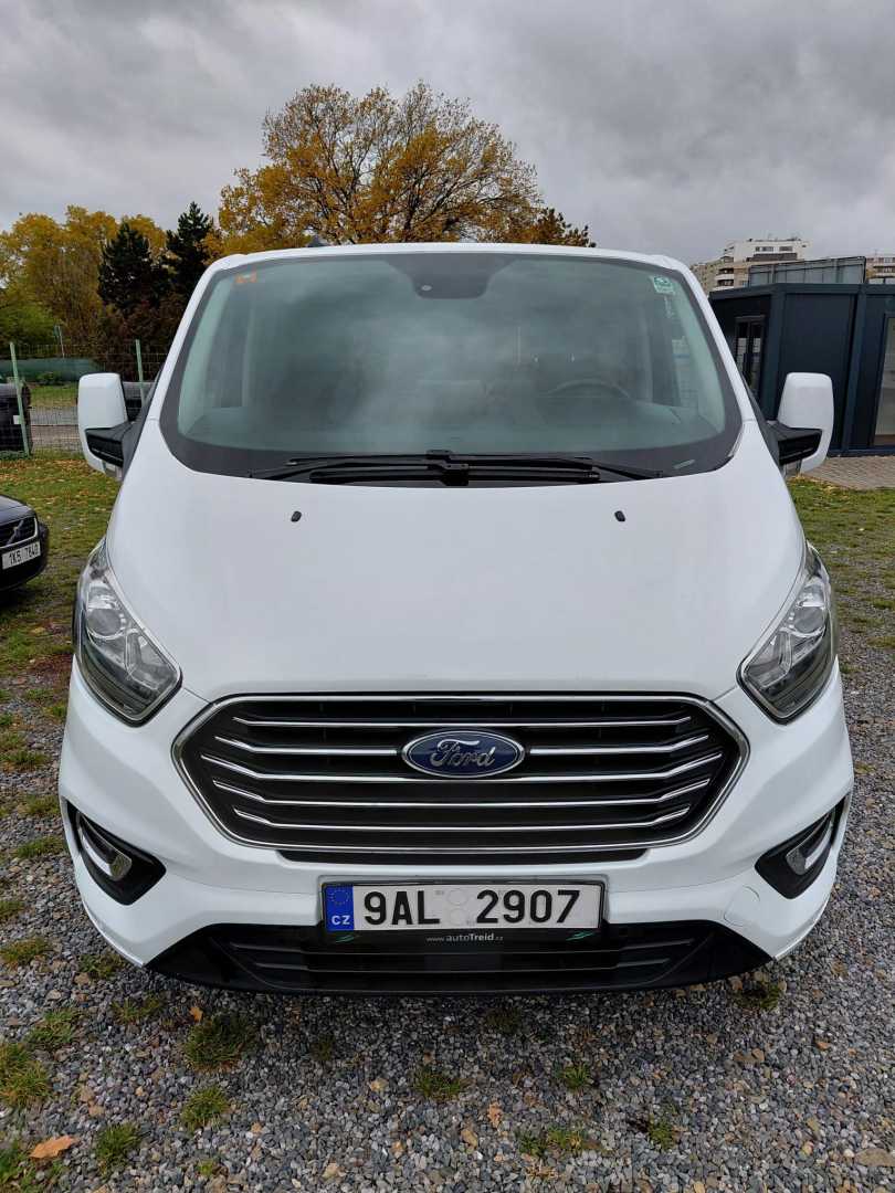 Ford Custom Tourneo krátký